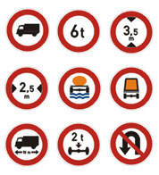 Road Control - podporuje také omezení pro nákladní dopravu.
